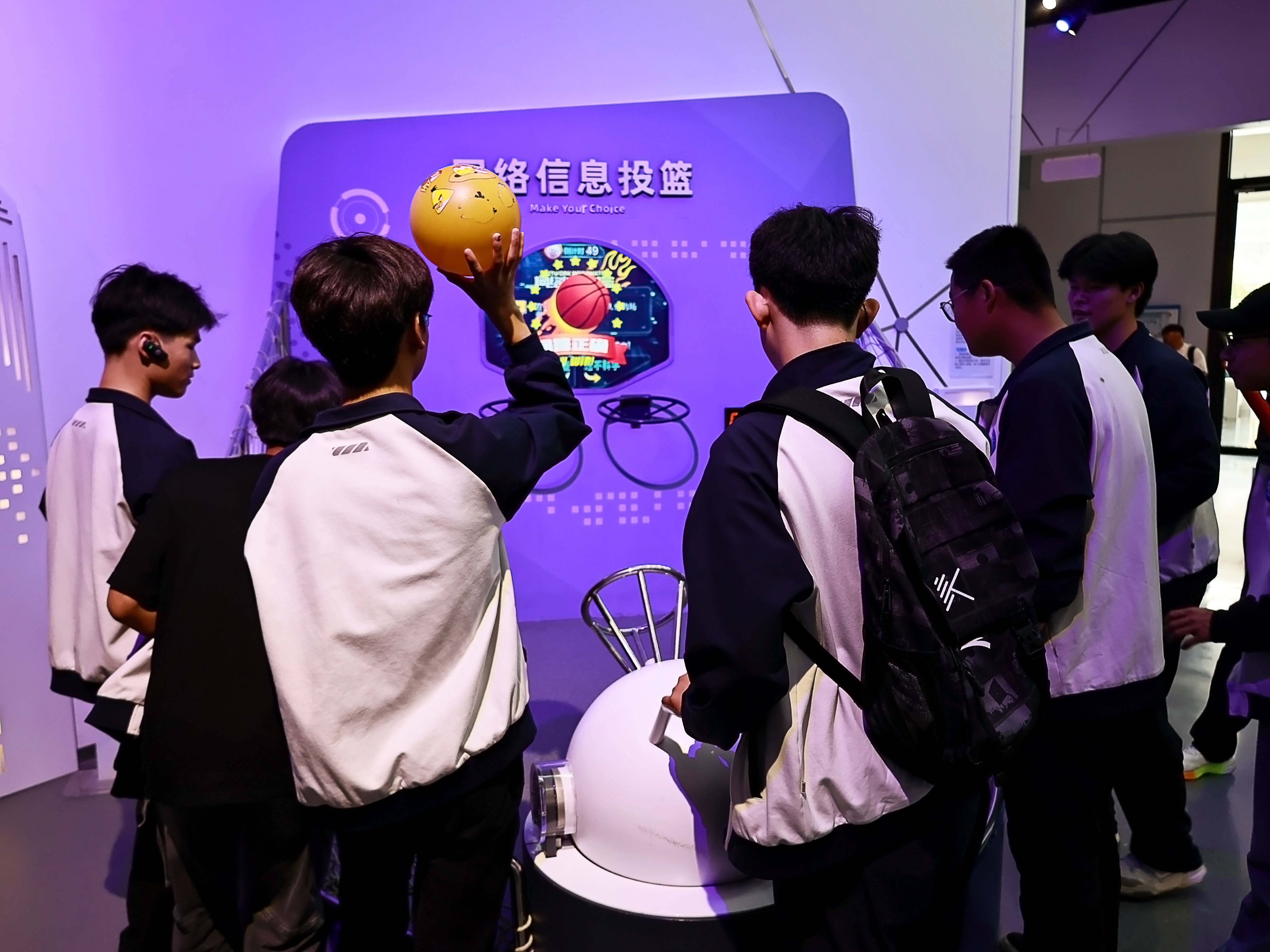 學資訊科技的學生(學資訊科技的學生叫什么)下載